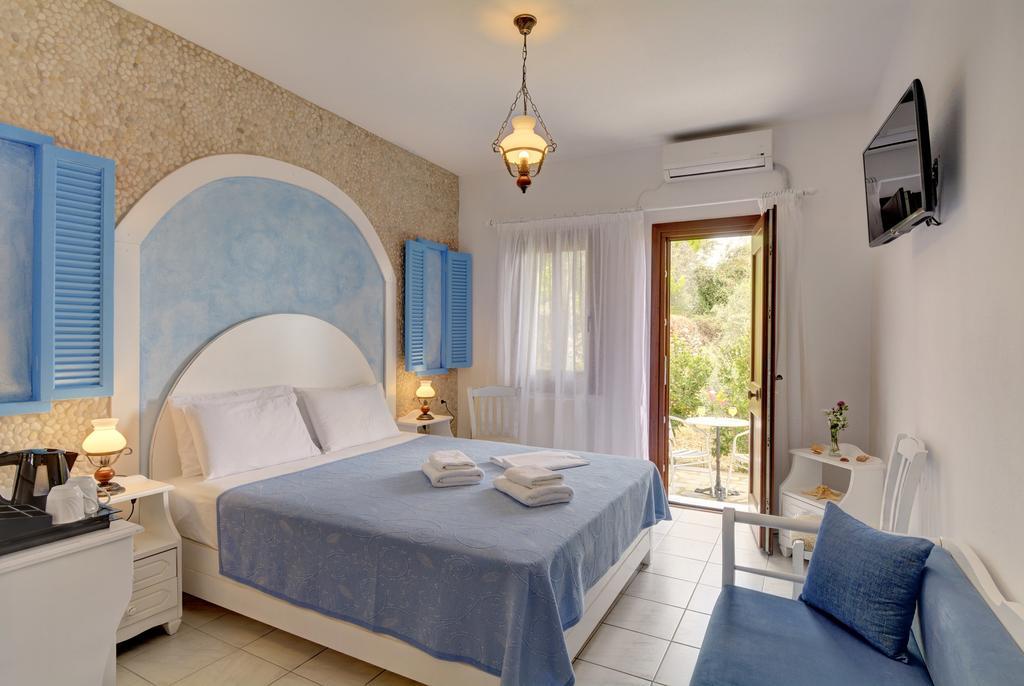 Hotel Agnadi - Horefto Bagian luar foto