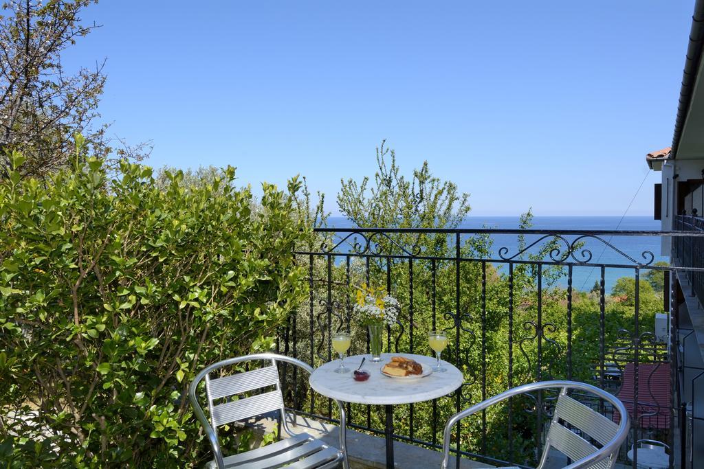 Hotel Agnadi - Horefto Bagian luar foto