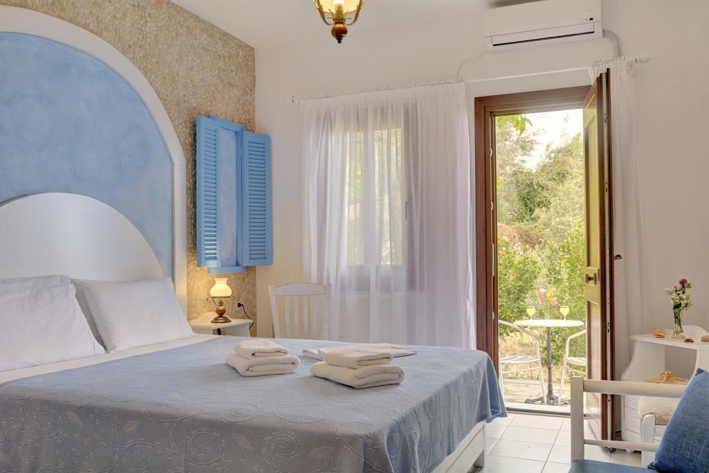 Hotel Agnadi - Horefto Bagian luar foto