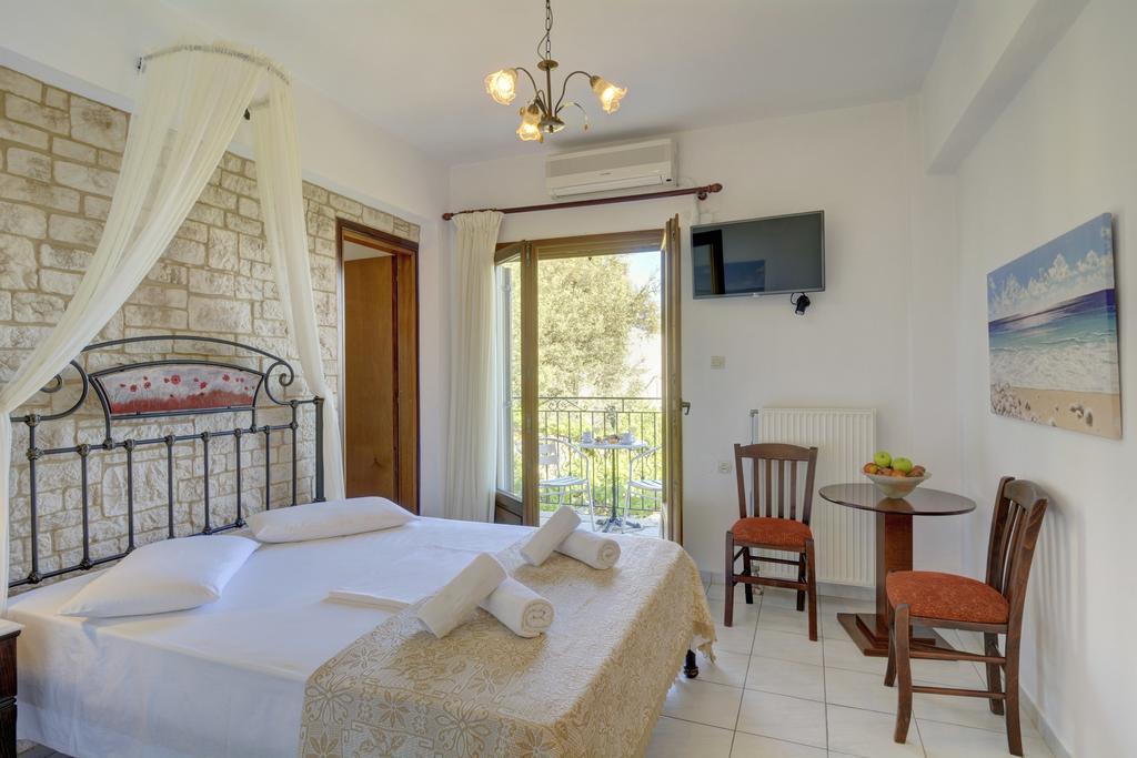 Hotel Agnadi - Horefto Bagian luar foto