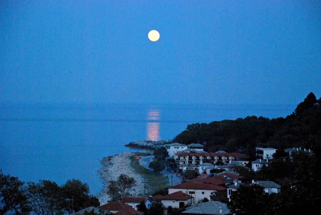 Hotel Agnadi - Horefto Bagian luar foto