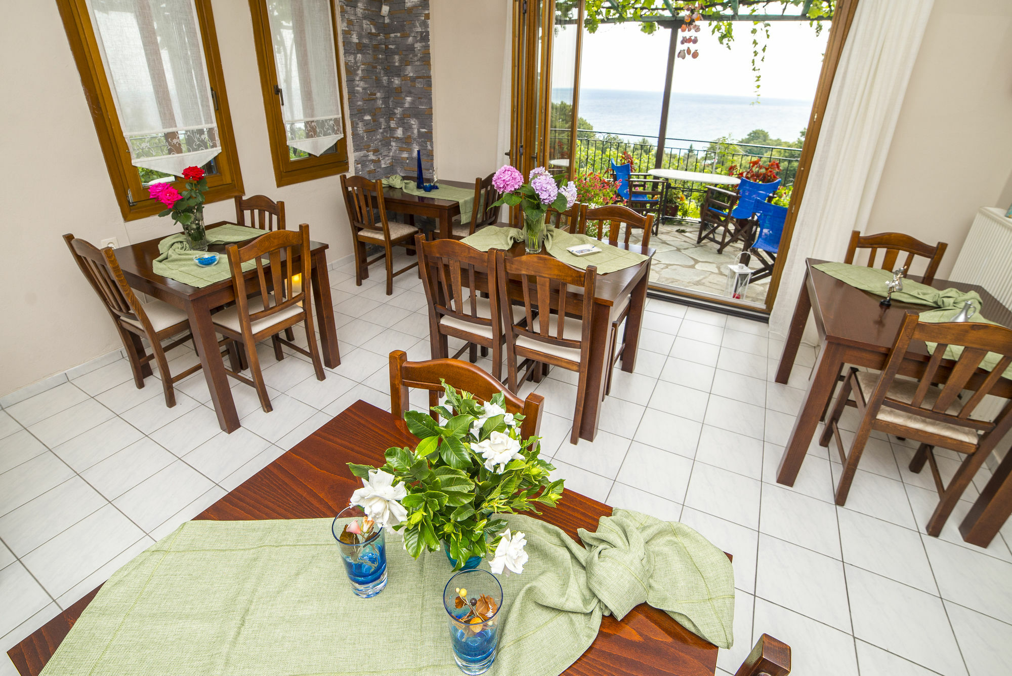 Hotel Agnadi - Horefto Bagian luar foto