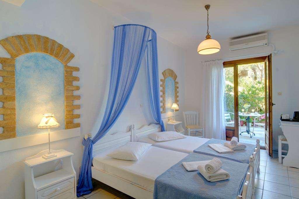 Hotel Agnadi - Horefto Ruang foto